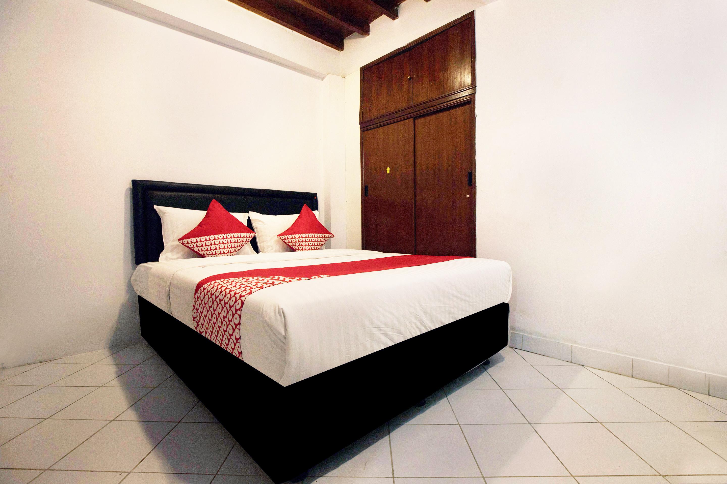 Oyo 146 Menteng Residence Джакарта Экстерьер фото
